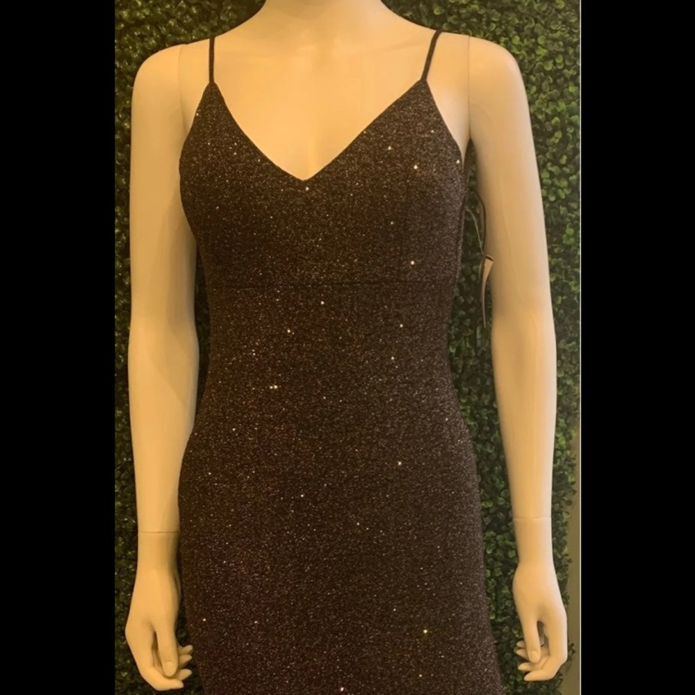 Glitter Knee Length Body Con Windsor Dress
